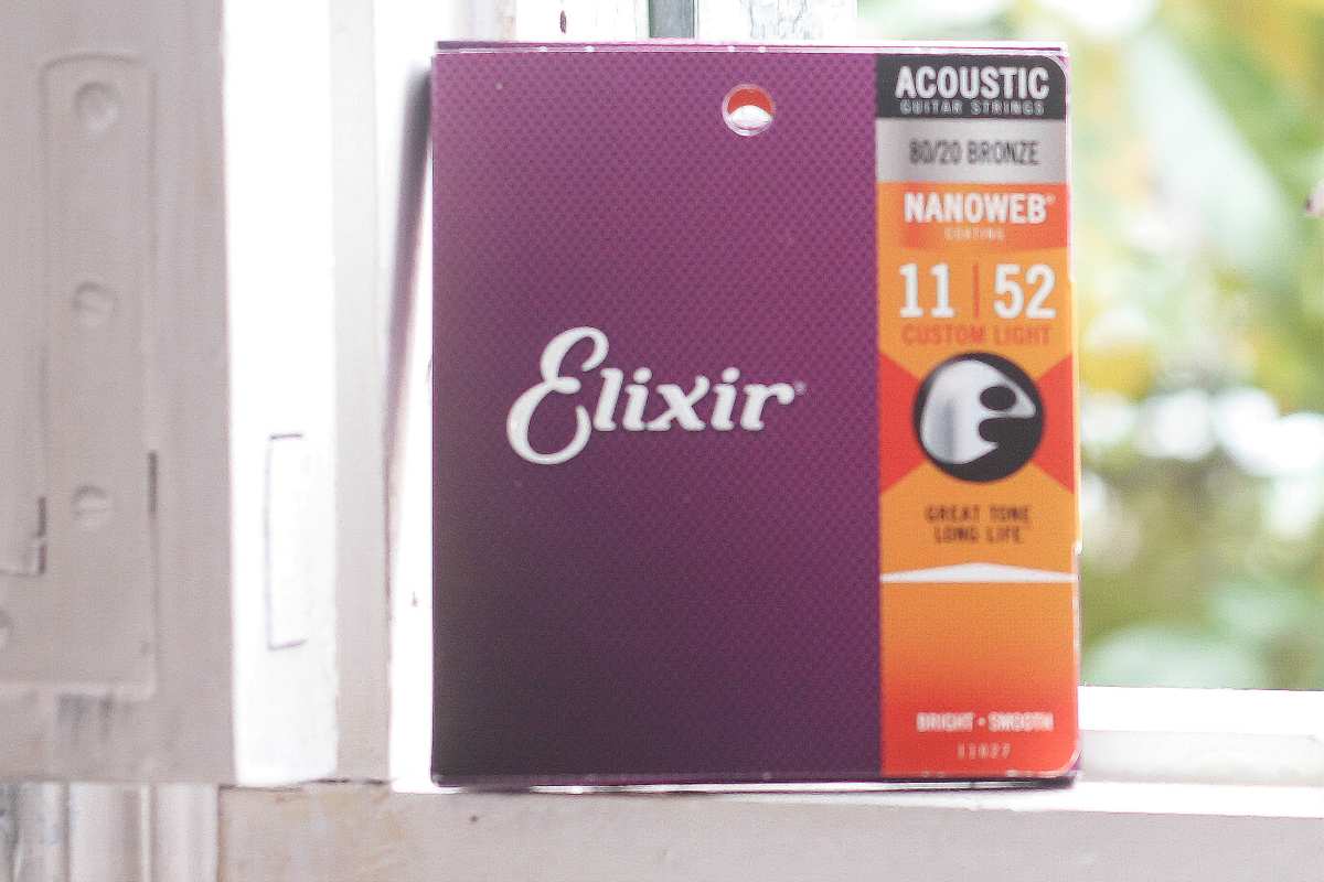 Elixir Nanoweb Acoustic Guitar Strings