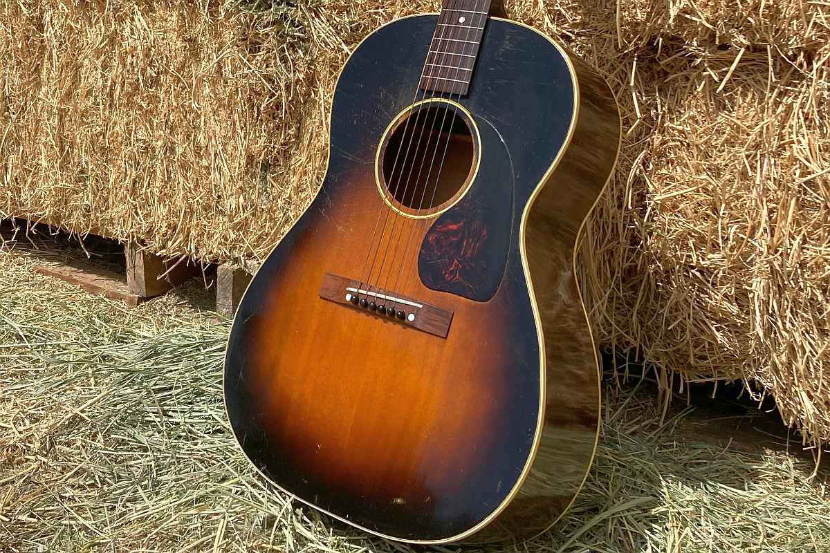 Gibson J-45 Studio Rosewood acoustic-electric guitar