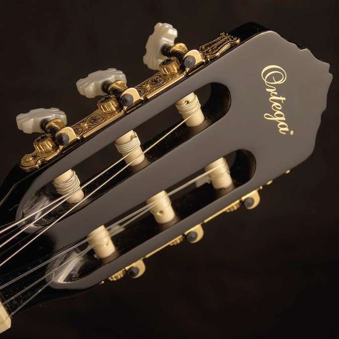 Ortega RST5M classical guitar headstock