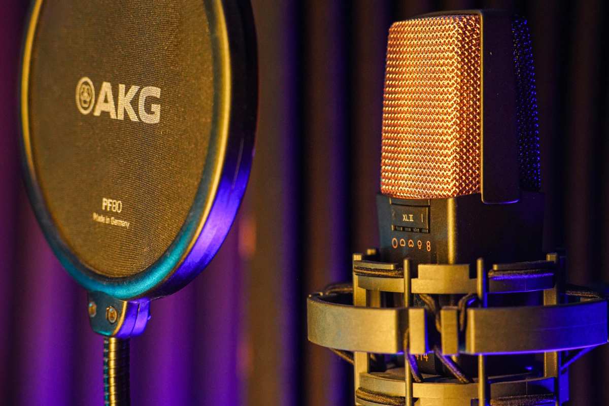 AKG C414 XLS large-diaphragm condenser microphone