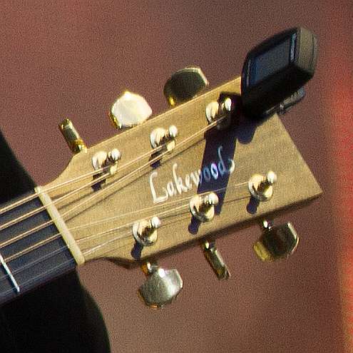 Lakewood J-32 CP Baritone guitar headstock with tuner